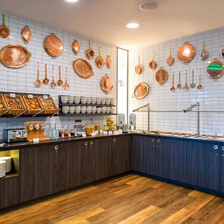 Hotel Ibis Styles 3*