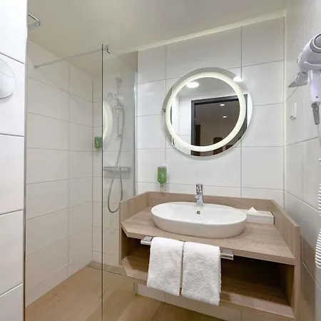 Ibis Styles 3*