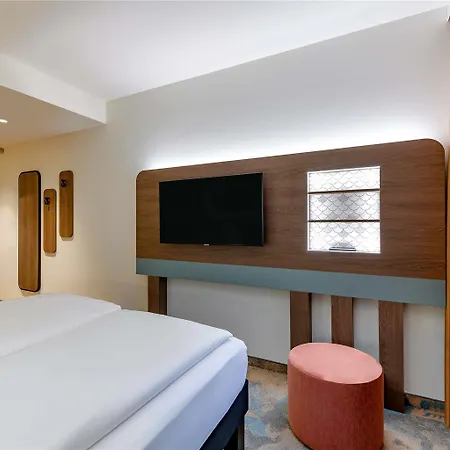 Hotel Kiel-Schwedenkai 3* 킬
