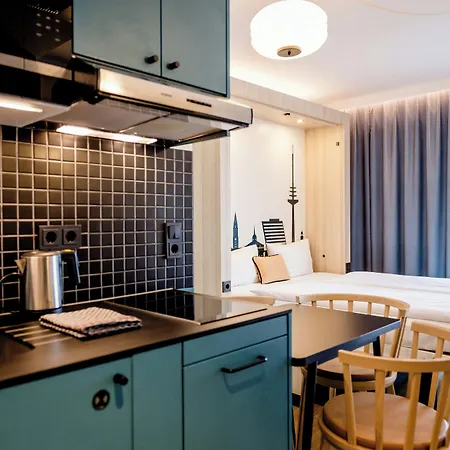 Hotel Kiel-schwedenkai 3*